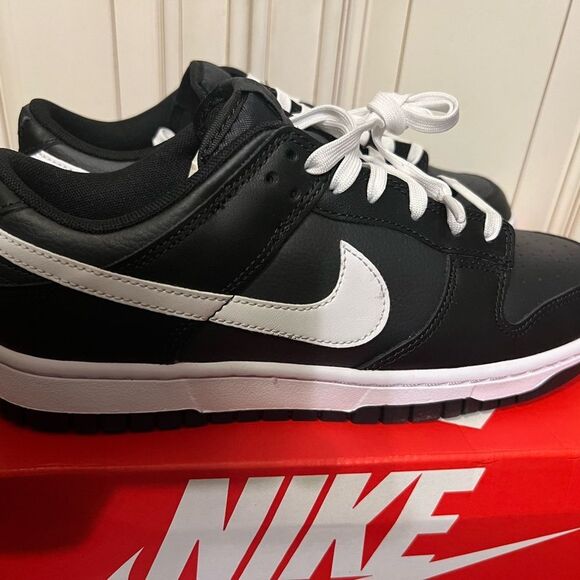 Nike Dunk Low White Black Panda Retro Shoes DJ6188-002 Men's Size 8.5 - Picture 7 of 9